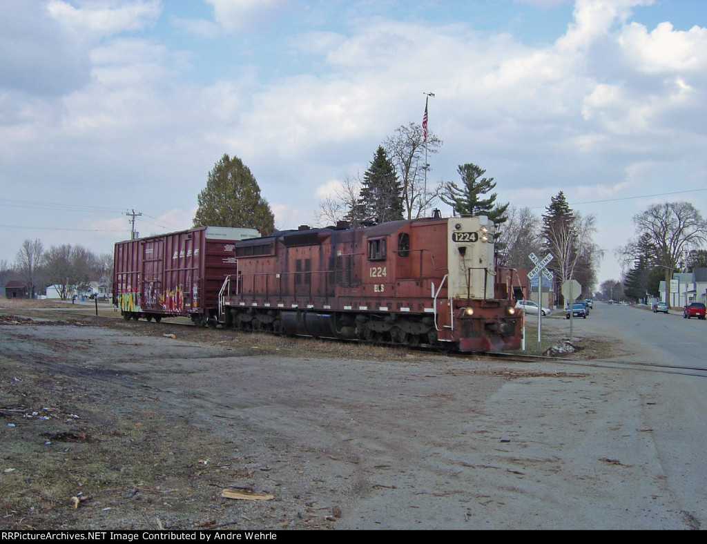 ELS 1224 crossing Main Street southbound